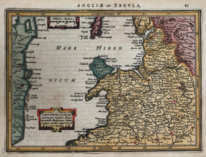 Copper etching by Peter Kaerius (1571-1646). Amsterdam, ca 1620. Verso text in Latin. Modern hand coloring.  This map shows the reagion from Warwick in the lower right to Kirby and Lancastschire in the north. At top center is the southern part of the Isle of Mann. The easter coast of Ireland reaches from Castleton in the south to Newcastle in the north.