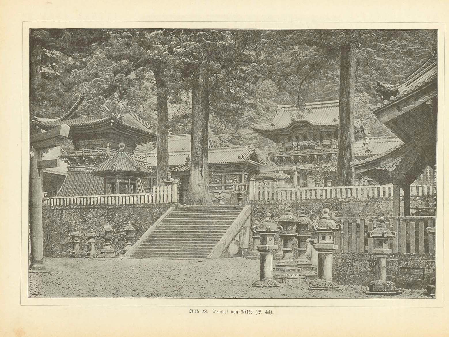 "Temple von Nikko"  Wood engraving made after a photograph. Published 1895. On the reverse side is an image of the Shinto pagoda Tschiogama (Shiogama) and German text about the region and culture.  Original antique print , interior design, wall decoration, ideas, idea, gift ideas, present, vintage, charming, special, decoration, home interior, living room design